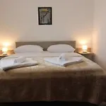 Apartment Family Friendly Kim - By Ta Leut Agency *