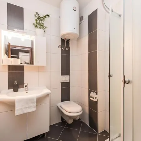 Family Friendly Kim - By Ta Leut Agency Apartament *