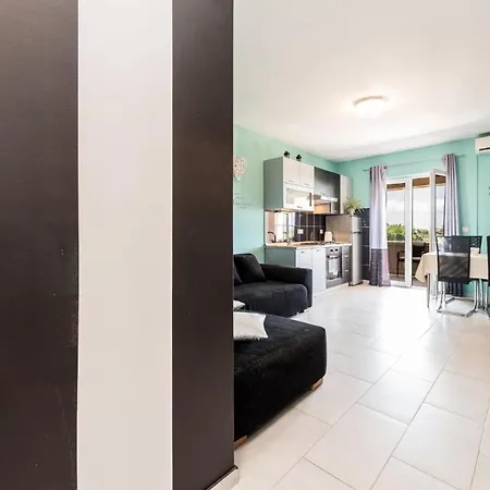 Family Friendly Kim - By Ta Leut Agency Apartament Privlaka (Zadar)