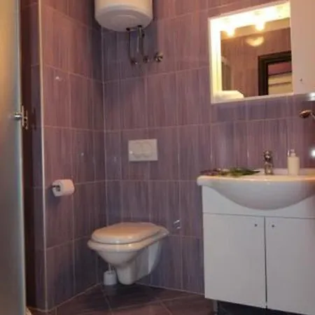 Apartament Family Friendly Kim - By Ta Leut Agency Privlaka (Zadar)