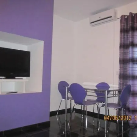 Apartman Family Friendly Kim - By Ta Leut Agency *