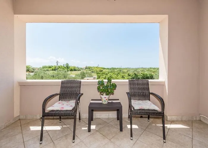 Family Friendly Kim - By Ta Leut Agency Διαμέρισμα