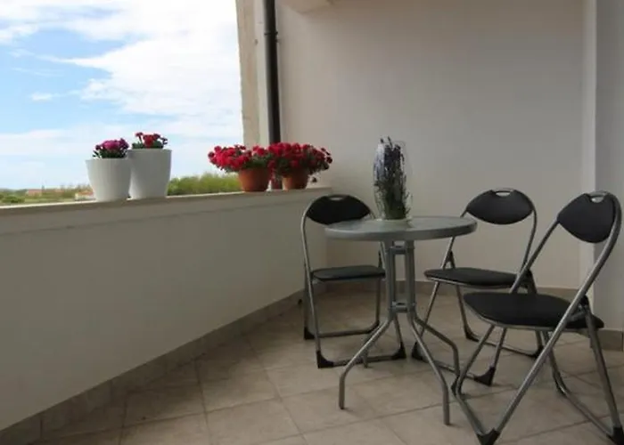 Family Friendly Kim - By Ta Leut Agency Διαμέρισμα